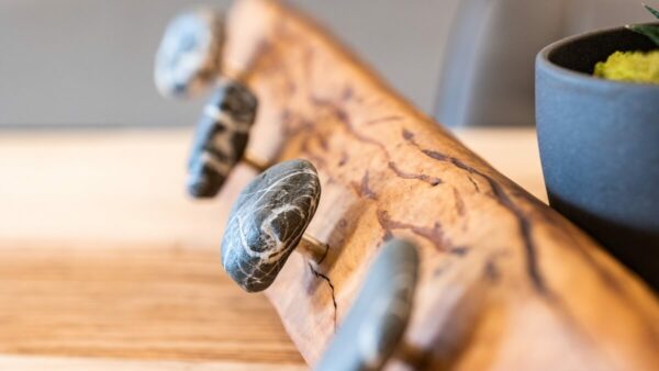 Appendiabiti legno – Pietre naturali
