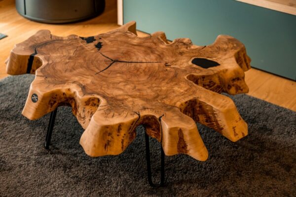 Tavolino legno e resina