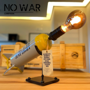 Lampada design missile – No war