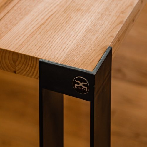 tavolo artigianale legno di castagno e ferro nero opaco