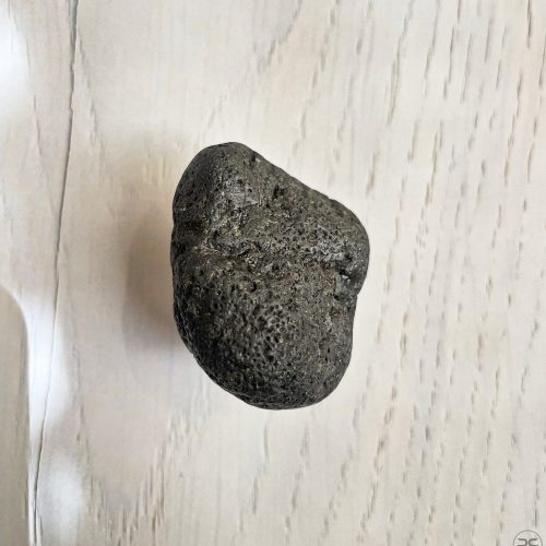 Pomelli mobili pietra nera